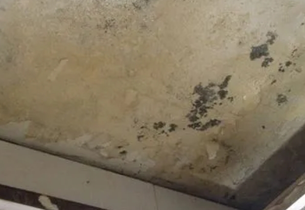 安次阳台漏水维修公司分享下安次卫生间渗水维修需要注意哪些问题。